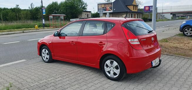 Hyundai i30 Bardzo zadbany/Wszystko sprawne/Bez korozji/Zarejestrowany Przyszowice - zdjęcie 3