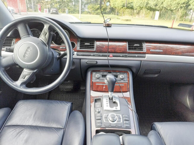 Audi A8 D3 Sedan/Limuzyna benzyna+LPG automat Kraków - zdjęcie 5