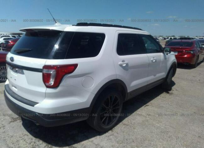 Ford Explorer 2019, 3.5L, po gradobiciu Warszawa - zdjęcie 4