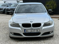 318d 136kM! Manual! Skórzane fotele! Dwustrefowa klimatyzacja! Pęcice - zdjęcie 8
