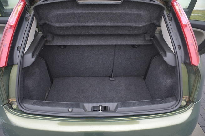 Fiat Grande Punto 1.3 90KM Dynamic 2006 bezwypadkowy Kraków - zdjęcie 8