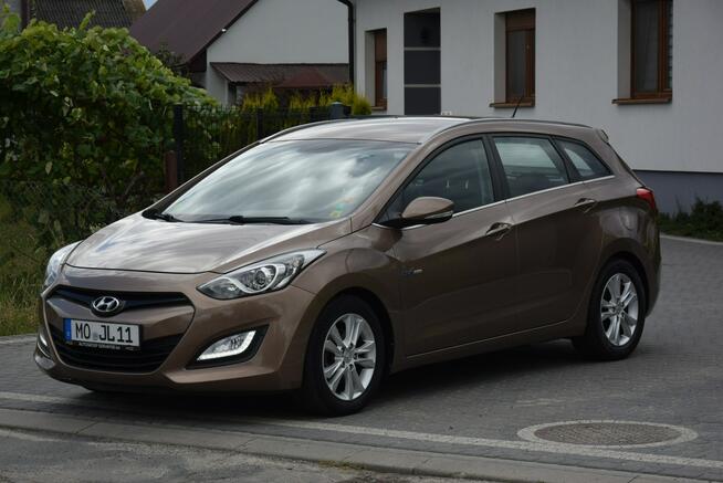 Hyundai i30 1.6D Klima Led Brązowy PDC Sprowadzony Opłacony Tarnogród - zdjęcie 4