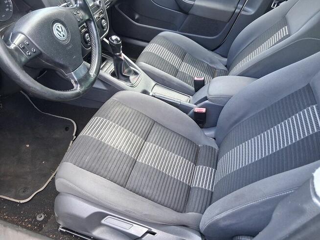 Volkswagen Golf 1.9 TDI 105 KM Klimatronic Słupca - zdjęcie 11