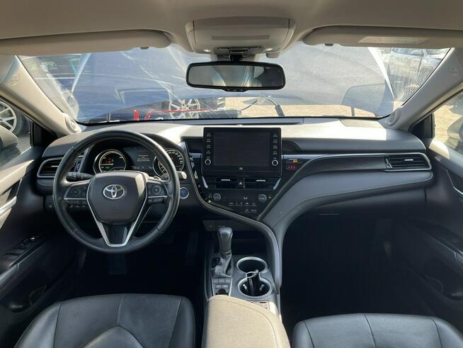 Toyota Camry Executive Hybryda Skóra Kamery360 Pamięć Wentylacja 218KM Gliwice - zdjęcie 8
