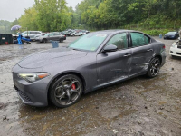 Alfa Romeo Giulia Wersja Ti / AWD / niski przebieg Tarnów - zdjęcie 3