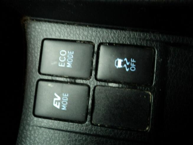 sprzedam ładną TOYOTE YARIS z 2015r  1.5 HYBRYDA+benz 100KM udziela.GW Lublin - zdjęcie 11