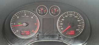 AUDI A3 HATCHBACK 8P 1900 TDI !!! Głogów - zdjęcie 10