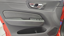 Volvo XC 60 B4 B R-Design aut ! Z Polskiego Salonu ! Faktura Vat ! Warszawa - zdjęcie 10