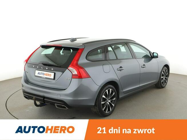 Volvo V60 Linje Svart D2 skóra navi PDC grzane fotele hak Warszawa - zdjęcie 7