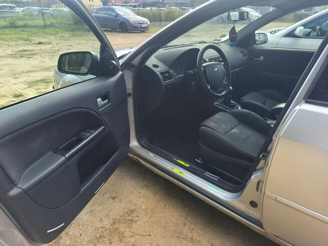 Ford Mondeo 2004r. 2,0 Benzyna Warszawa - zdjęcie 2