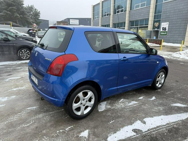Suzuki Swift 1,3 benzyna z klimatyzacją i tempomatem Rumia - zdjęcie 3