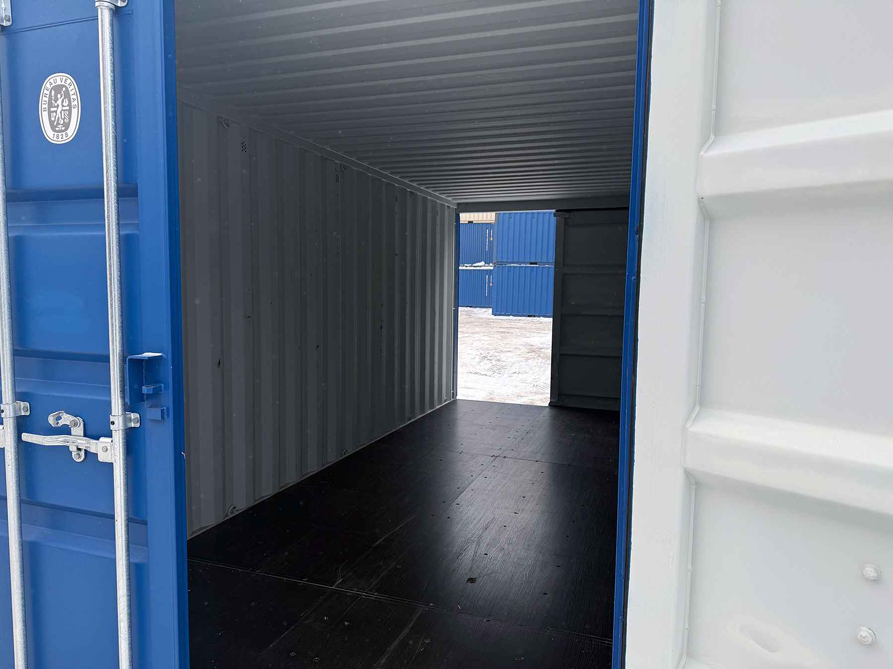 Kontenery z dodatkowymi wrotami na krótkiej ścianie Gdańsk - zdjęcie 3