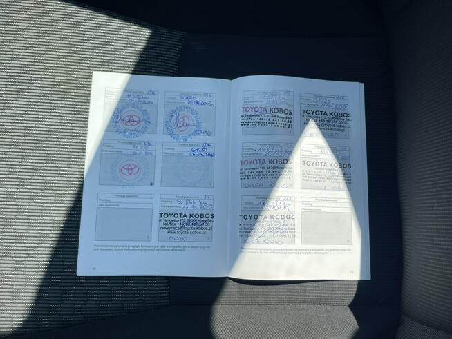 Toyota Yaris Salon PL Klimatyzacja Gliwice - zdjęcie 12