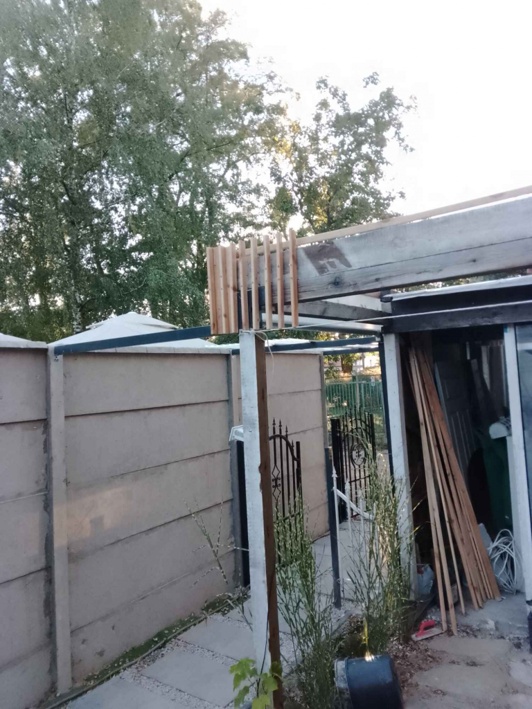 Plac na stragan kontener z żywnością Włochy - zdjęcie 1