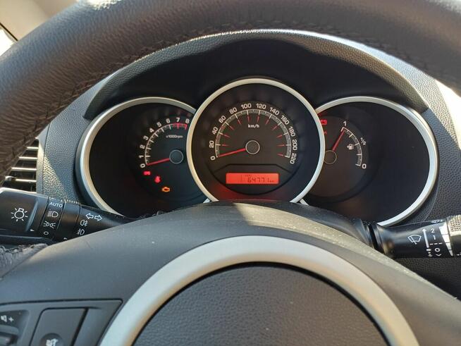 Kia Venga 1,4 2010 niski przebieg 65 tys. km. Biała Podlaska - zdjęcie 9