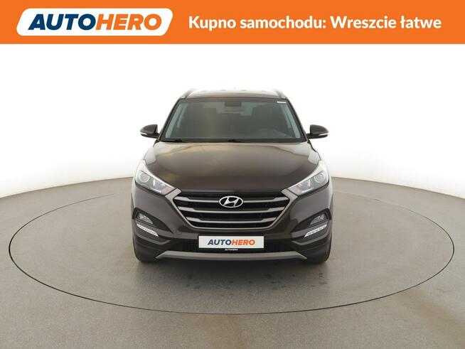 Hyundai Tucson niski przebieg navi kamera grzane fotele tempomat hak Warszawa - zdjęcie 11