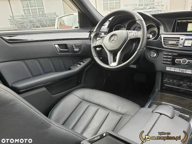 Mercedes E 400 * 306 KM * 63 tyś. km. * Bezwypadkowy Szczecin - zdjęcie 9