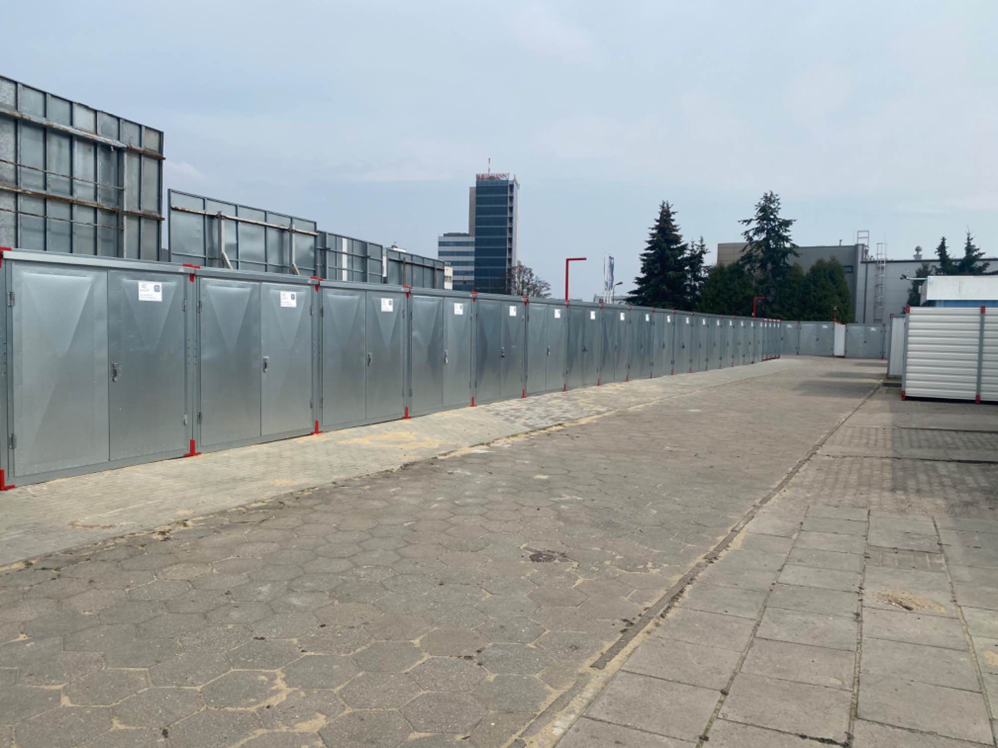 m-magazyn samoobsługowy 24/7 Bałuty - zdjęcie 1