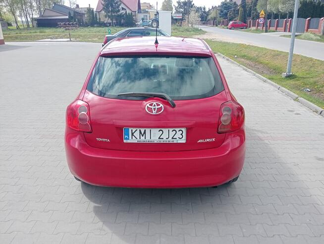Toyota Auris Kozłów - zdjęcie 3