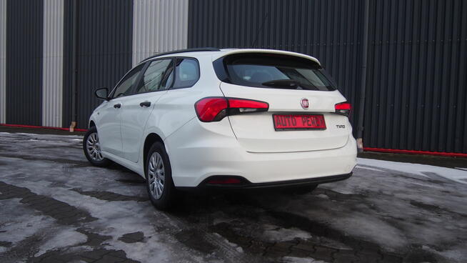 1,4*BENZYNA*EURO-6*1 Właściciel*Niska Przebieg*1sza rej 2017 Kraków - zdjęcie 2