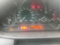 BMW 318d sprzedam uszkodzony