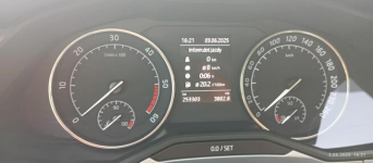 Skoda superb 3 2.0 150km Karczew - zdjęcie 9