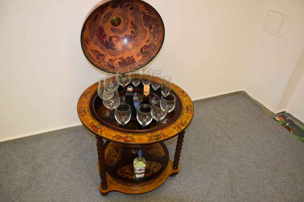 barek "globus" - jak nowy Olsztyn - zdjęcie 3