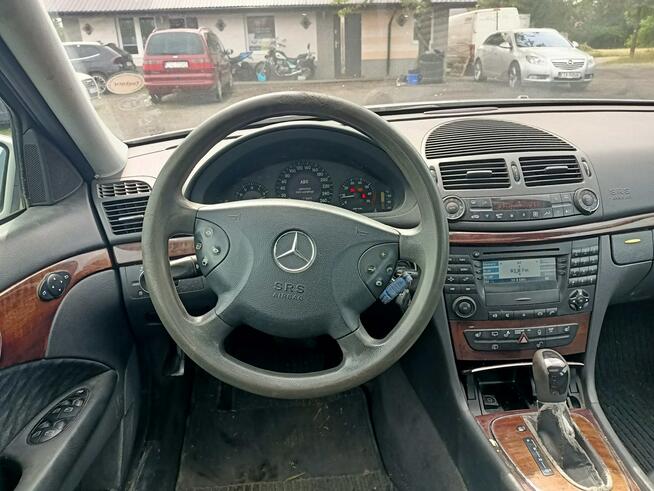 Mercedes E klasa 1.8+lpg 03r Automat Tarnów - zdjęcie 7
