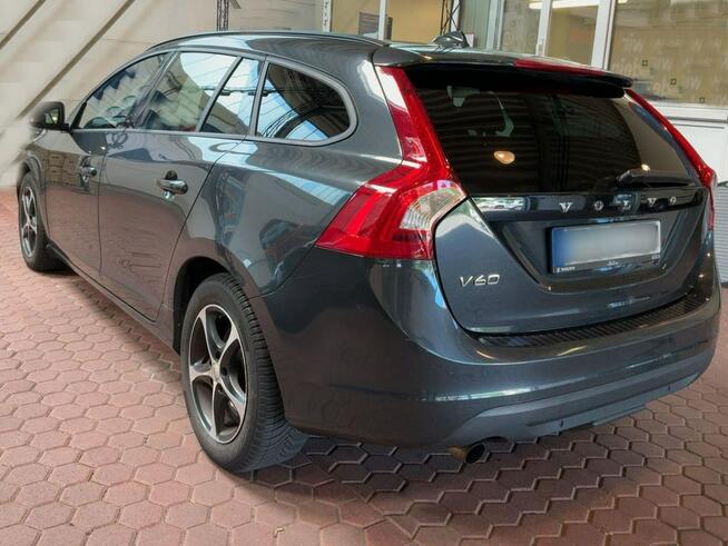 Volvo V60 2.0 D3 Edition 135KM XENON klim NAV pdc SERW bezwypadko 2013 Tychy - zdjęcie 2