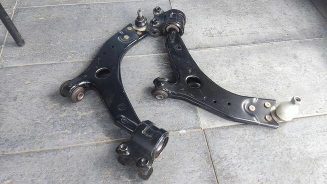 Wahacze do Ford Focus MK3 oraz C-Max Swarzędz - zdjęcie 2