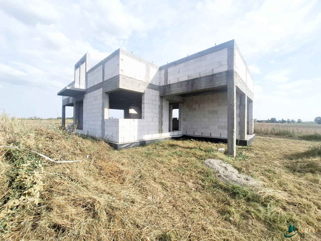 DOM WOLNOSTOJĄCY Z PODDASZEM UŻYTKOWYM W TRAKCIE BUDOWY Miszewko-Stefany - zdjęcie 1