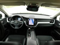 Volvo XC 60 z Gwarancją Kamera Grzane Fotele Model 2021r Żyrardów - zdjęcie 8
