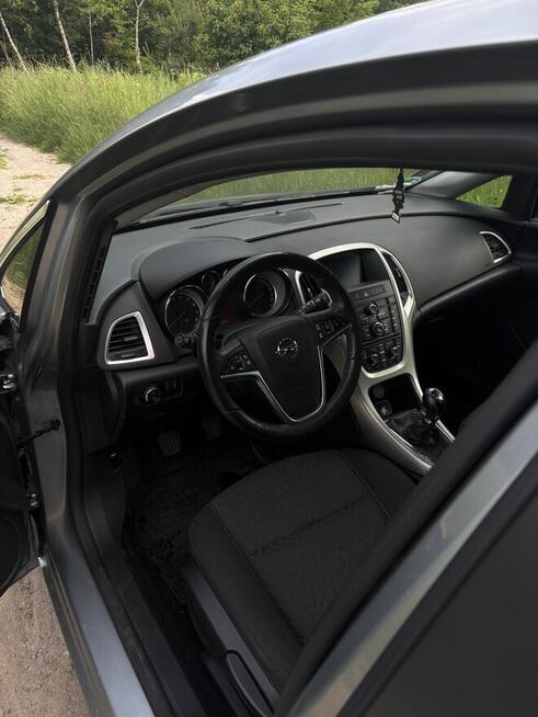 Opel Astra J 1.6 Turbo Chrzanów - zdjęcie 8