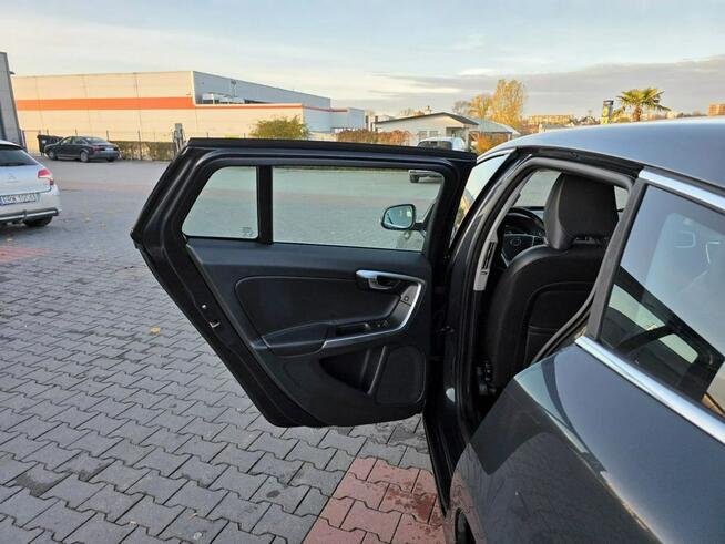 Volvo V60 2.4 D6 Plug-IN Hybrid Nawigacja Klimatronik możliwa ZAMIANA Rawa Mazowiecka - zdjęcie 9