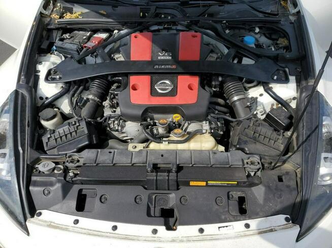 Nissan 370 Z / NISMO / Niski przebieg / Tarnów - zdjęcie 11