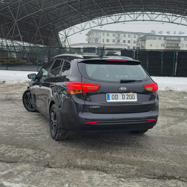 Kia Ceed 1.6 GDI Fifa World Cup Edition Ostrów Mazowiecka - zdjęcie 8