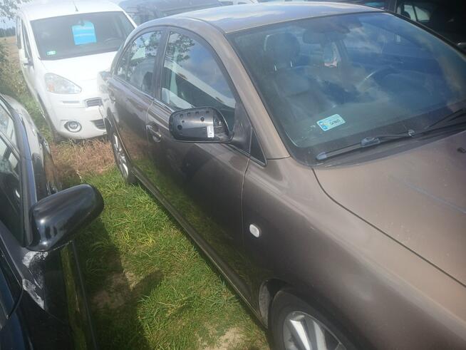 Toyota Avensis Zągoty - zdjęcie 5