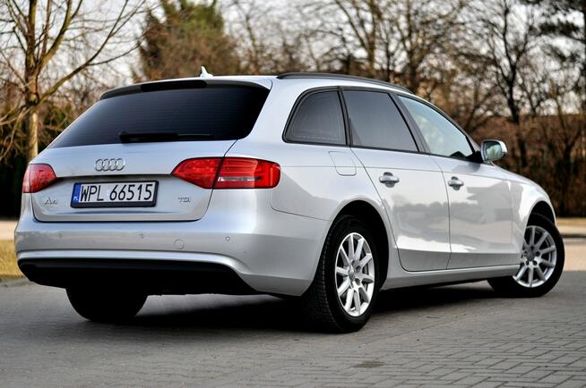 Audi A4 2.0TDI Lift Klimatronik Navi Alufelgi Parktronik Płock - zdjęcie 4