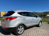Sprzedam samochód osobowy Hyundai ix35 Nowa Ruda - zdjęcie 4