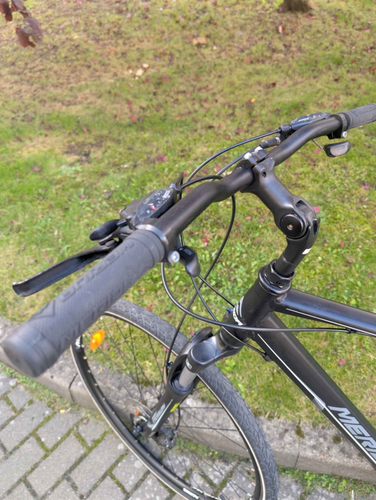 Zadbany i bardzo mało używany rower crossowy Merida Crossway 20 Wałcz - zdjęcie 7