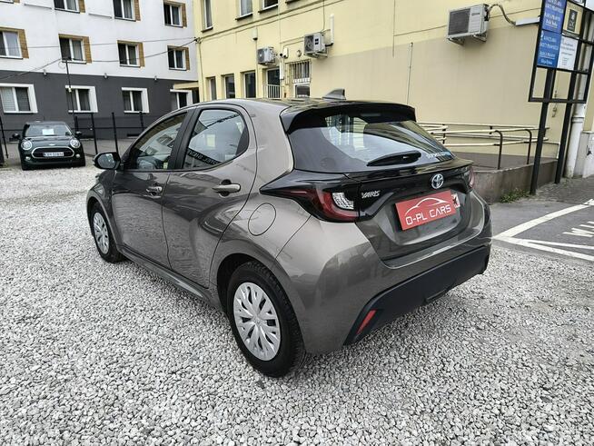 Toyota Yaris Salon PL mały przebieg Bydgoszcz - zdjęcie 6