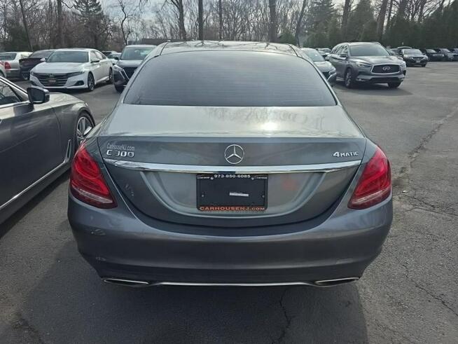 Mercedes C 300 4Matic / Pakiet AMG / mała szkoda Wrocław - zdjęcie 6
