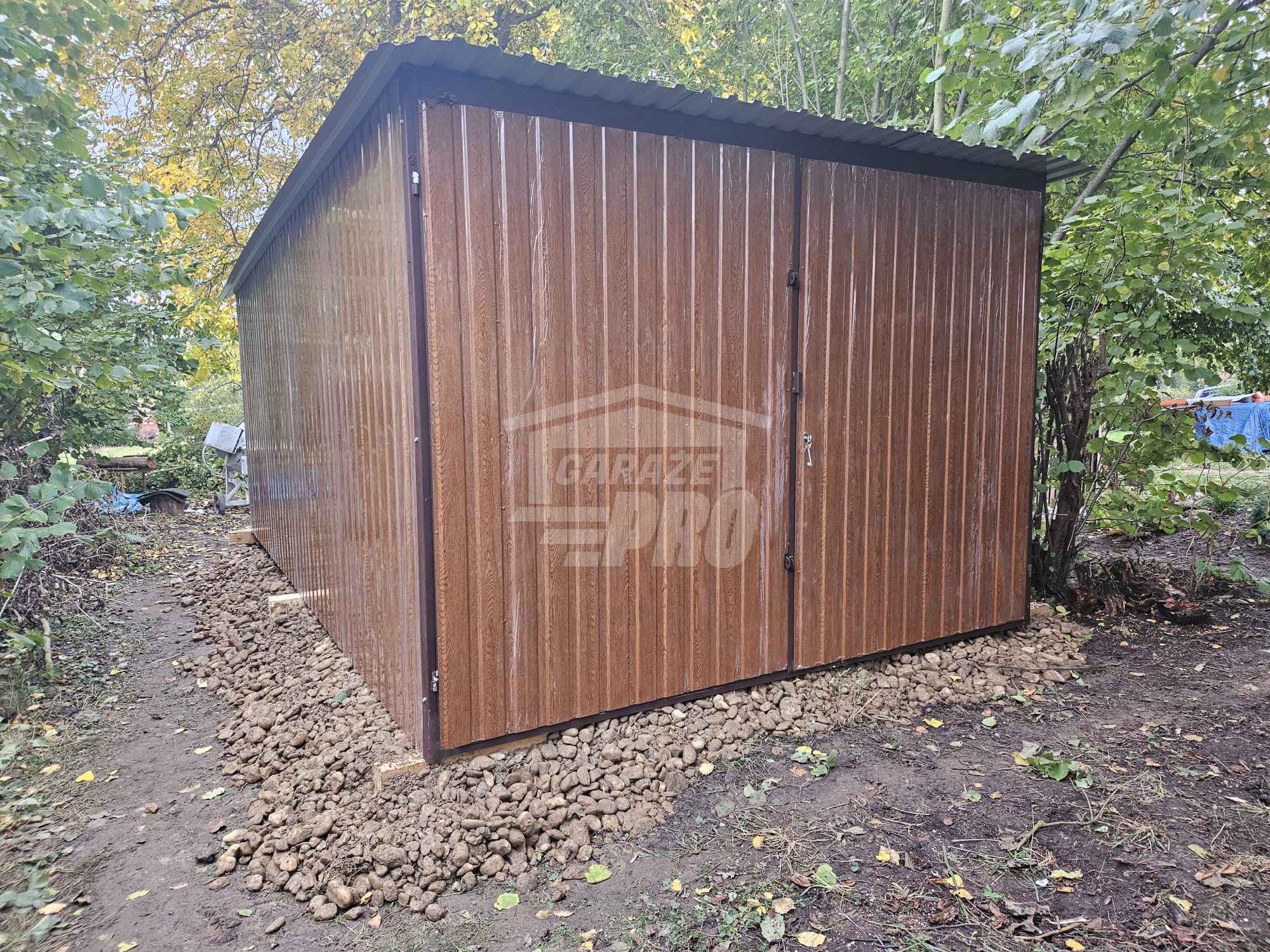 Garaż blaszany 3x4 Brama - ciemny orzech - drewnopodobny Dach GP576 Miastko - zdjęcie 3