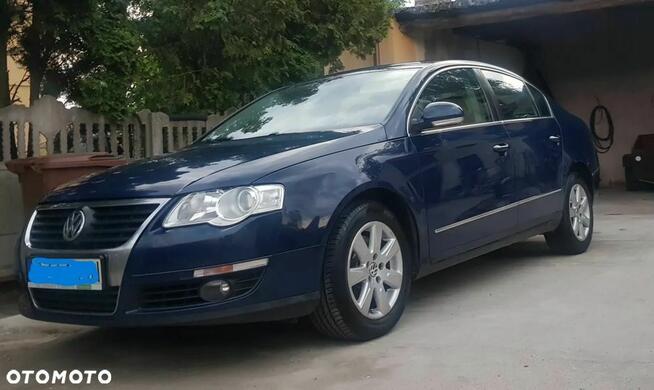 Volkswagen Passat 2.0 TDI Comfortline Ceradz Kościelny - zdjęcie 1