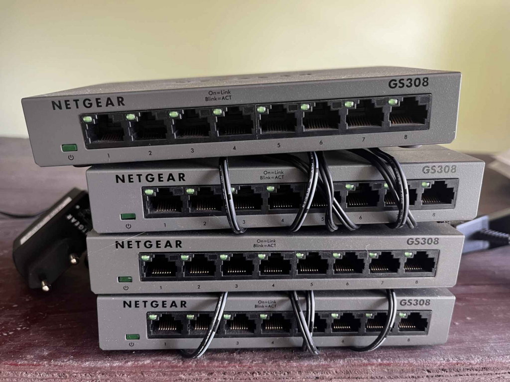 Sprzedam switch NetGer GS 308v2 Nowa Huta - zdjęcie 1