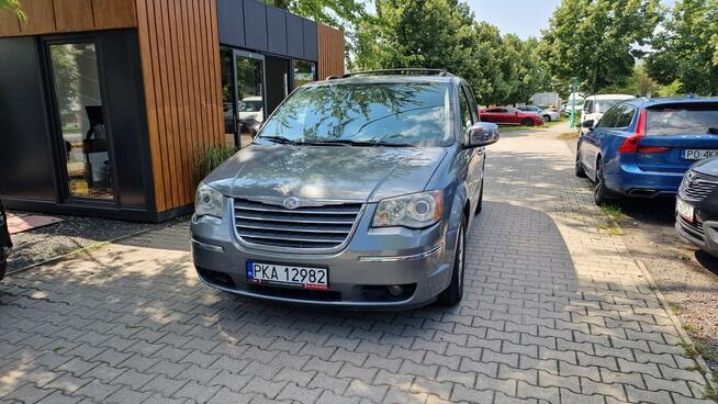 Chrysler Grand Voyager Limited Poznań - zdjęcie 3