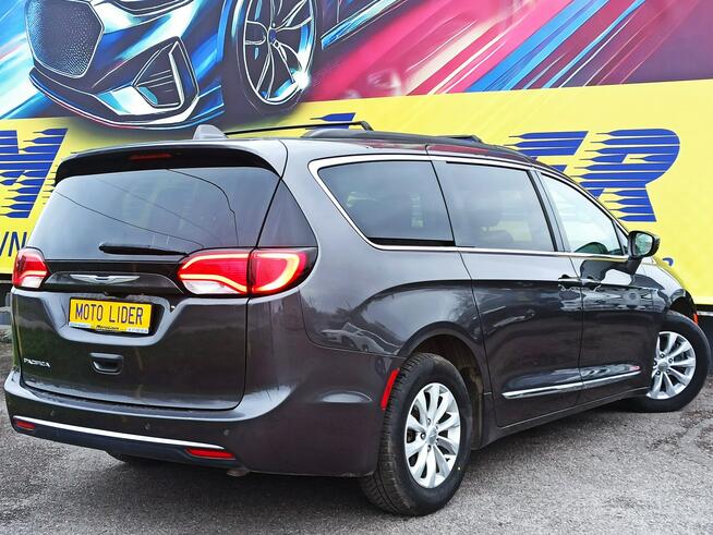 Chrysler Pacifica 3.6 V6, 2,5 roku w kraju, Bezwypadkowy Rzeszów - zdjęcie 6