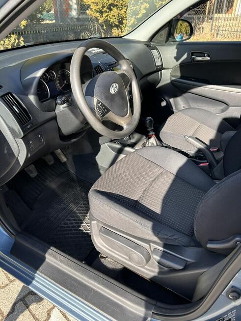 Hyundai i30 1,6 CRDI 2008 Bielsko-Biała - zdjęcie 8