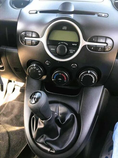 Mazda 2 1.5 wersja EXLUSIVE Plus - 2007 - zadbana, ekonomicz Lublin - zdjęcie 7
