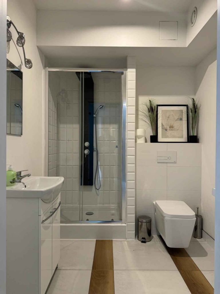 1pok, 26met, Okolice Oławskiej WINDA/2012 (Wrocław) Stare Miasto - zdjęcie 9